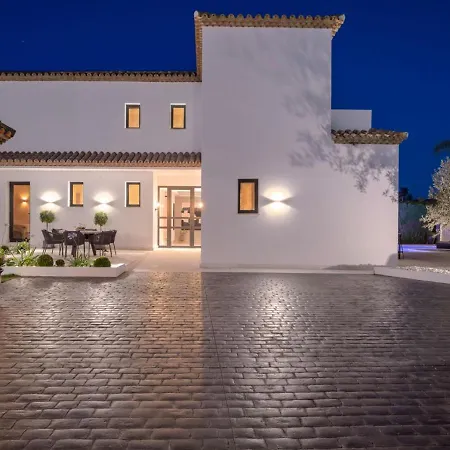 Vacation I Lina, Golf Valley, Private Heated Pool, Jacuzzi, Gated Community, Close To Puerto Banus