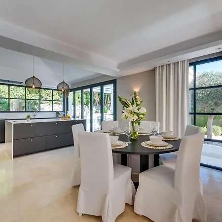 Vacation I Lina, Golf Valley, Private Heated Pool, Jacuzzi, Gated Community, Close To Puerto Banus Villa