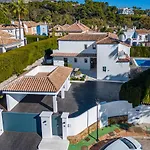 ヴィラ Vacation I Lina, Golf Valley, Private Heated Pool, Jacuzzi, Gated Community, Close To Puerto Banus *