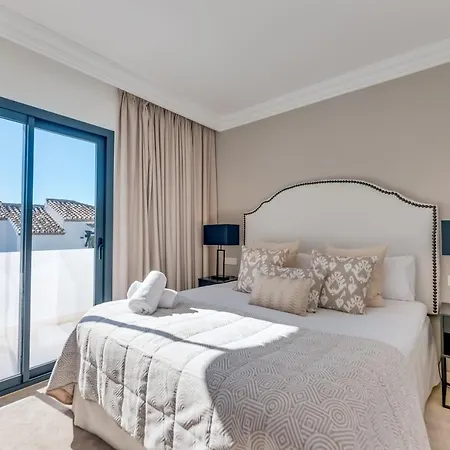 Vacation I Lina, Golf Valley, Private Heated Pool, Jacuzzi, Close To The Marina