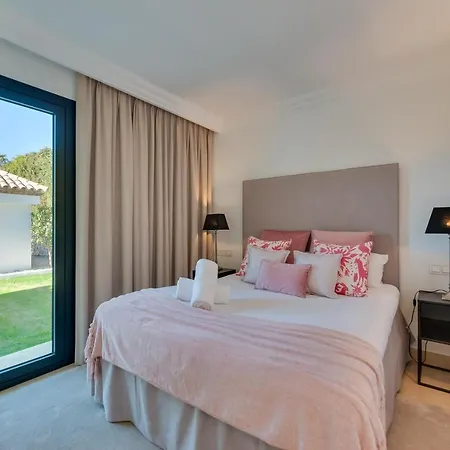 Villa Vacation I Lina, Golf Valley, Private Heated Pool, Jacuzzi, Close To The Marina Marbellac