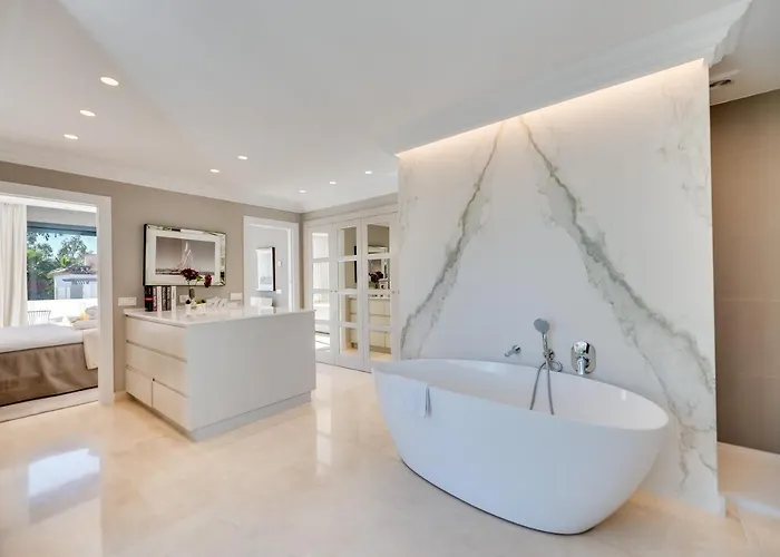 Vacation I Lina, Golf Valley, Private Heated Pool, Jacuzzi, Close To The Marina *