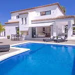 Vacation I Lina, Golf Valley, Private Heated Pool, Jacuzzi, Gated Community, Close To Puerto Banus
