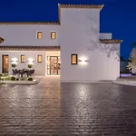 Vacation I Lina, Golf Valley, Private Heated Pool, Jacuzzi, Gated Community, Close To Puerto Banus