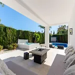 Vacation I Lina, Golf Valley, Private Heated Pool, Jacuzzi, Gated Community, Close To Puerto Banus