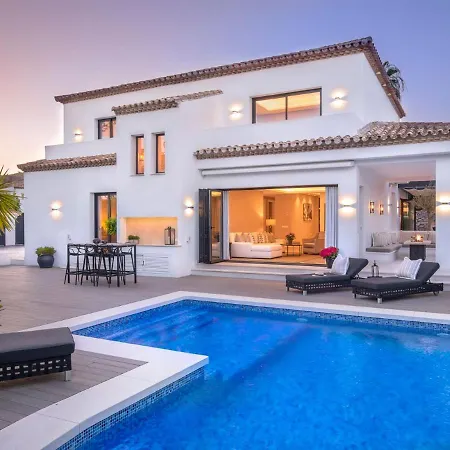 Vacation I Lina, Golf Valley, Private Heated Pool, Jacuzzi, Close To The Marina *