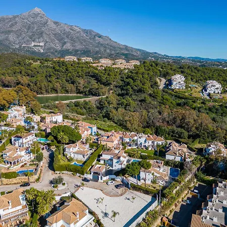 Vacation I Lina, Golf Valley, Private Heated Pool, Jacuzzi, Gated Community, Close To Puerto Banus