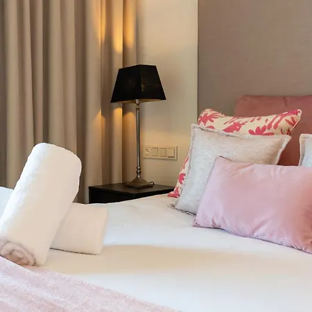 Vacation I Lina, Golf Valley, Private Heated Pool, Jacuzzi, Close To The Marina * Marbella