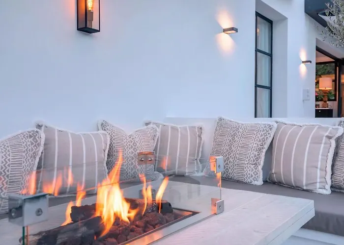 Vacation I Lina, Golf Valley, Private Heated Pool, Jacuzzi, Close To The Marina Marbella