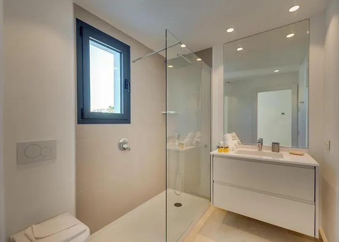 Vacation I Lina, Golf Valley, Private Heated Pool, Jacuzzi, Close To The Marina ماربيا