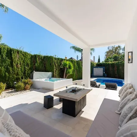 Vacation I Lina, Golf Valley, Private Heated Pool, Jacuzzi, Gated Community, Close To Puerto Banus