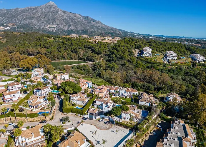 Vacation I Lina, Golf Valley, Private Heated Pool, Jacuzzi, Close To The Marina
