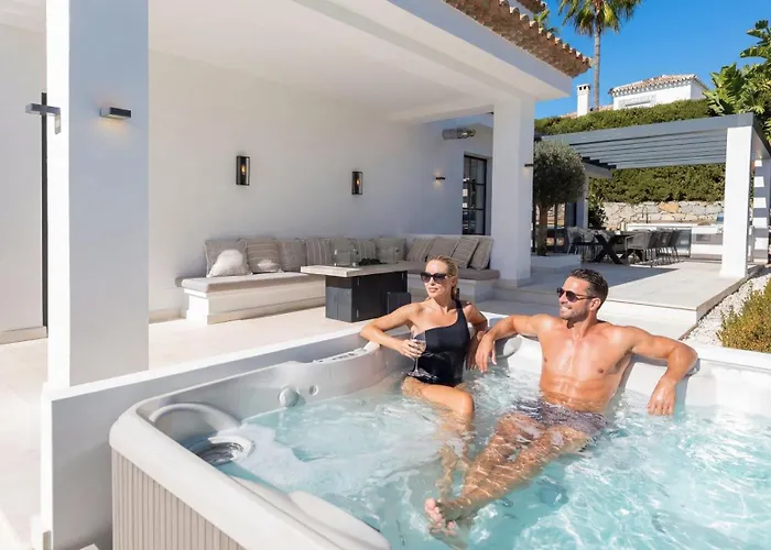 Vacation I Lina, Golf Valley, Private Heated Pool, Jacuzzi, Close To The Marina Villa *